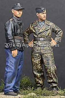 Alpine 35122 - Tiger Aces in Normandy (2 figures)