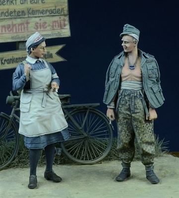 D-Day 35018 - German Nurse & Wounded SS NCO 1942-45