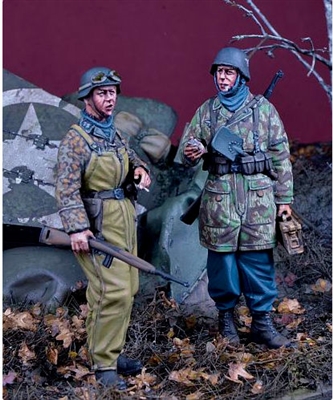D-Day 35211 - SS NCO & Fallschirmjager, Kampfgruppe Hansen, Ardennes 1944