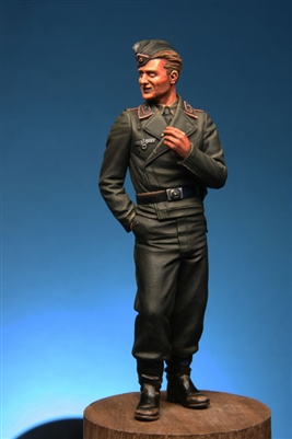 Model Cellar MC25013 - Panzer Crewman
