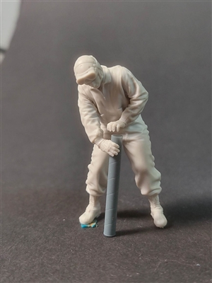 Panzer Art FI35-184 - US Tanker Loading 76mm Ammo No. 1