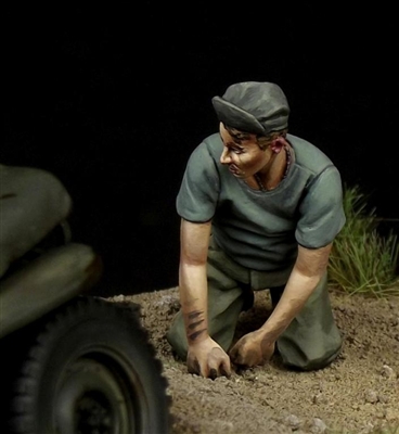 Bodi TB-35132 - USMC Mechanic WW II #2