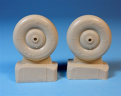 Ultracast 48272 - Bristol Beaufighter Standard Wheels (smooth tread & ribbed sidewall)